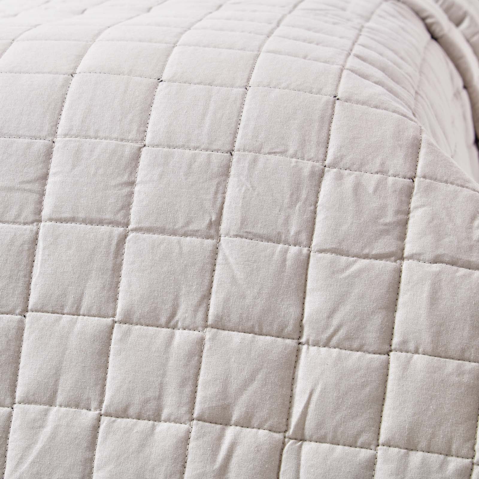 Cotton Quilted Reversible Bedspread | 230cm x 250cm | Black & Grey