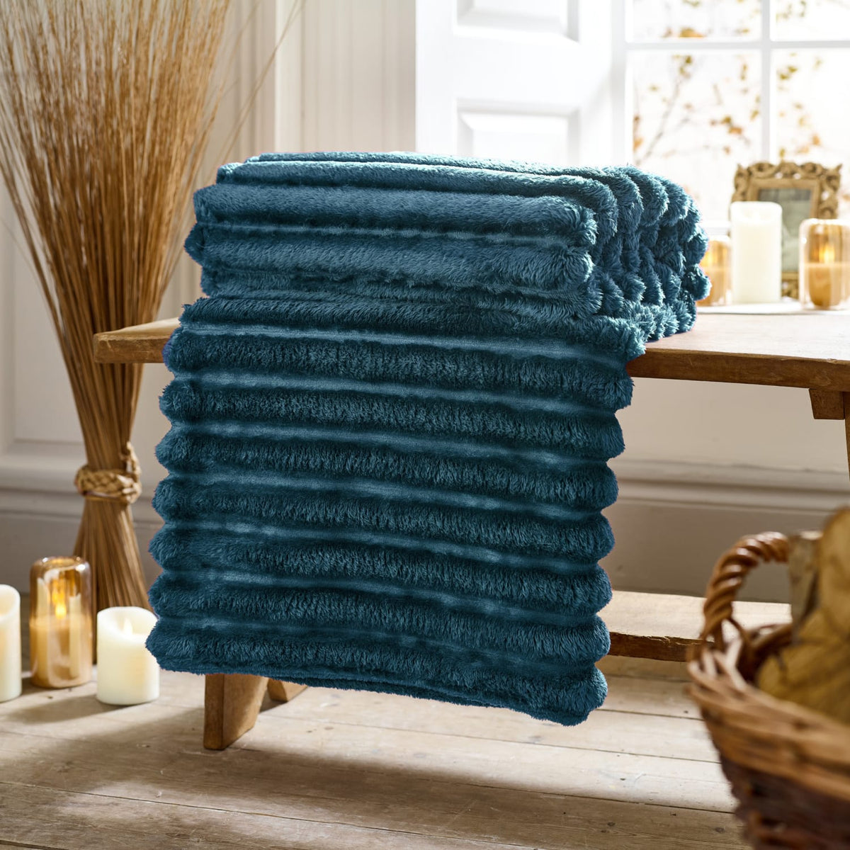 Houghton Throw | 140cm x 180cm | Pine