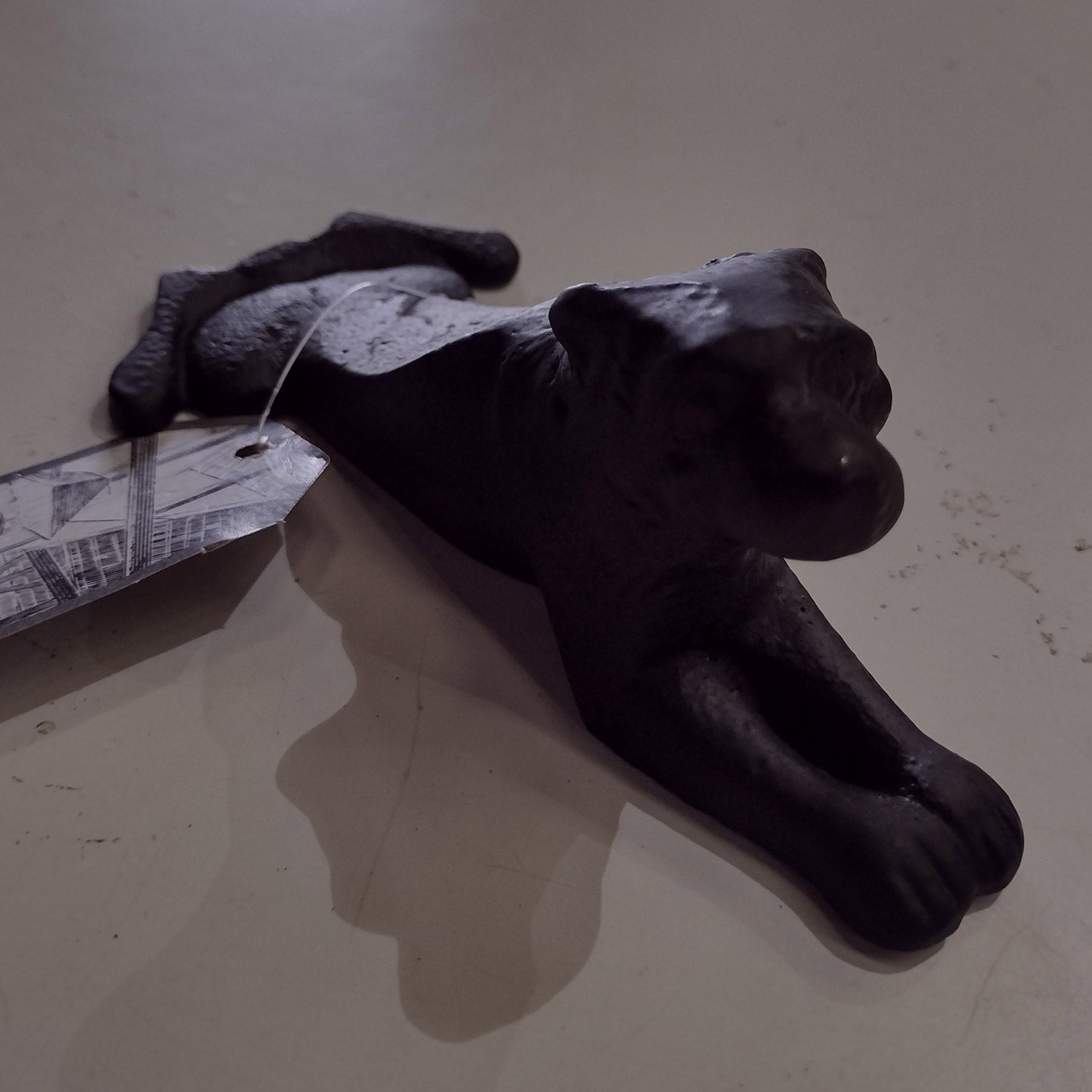 HOMESCAPES Heavyweight Cast Iron Dog Door Stop