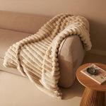 Yentl Overblanket, Electric Heated Blanket | 200cm x 200cm | Beige