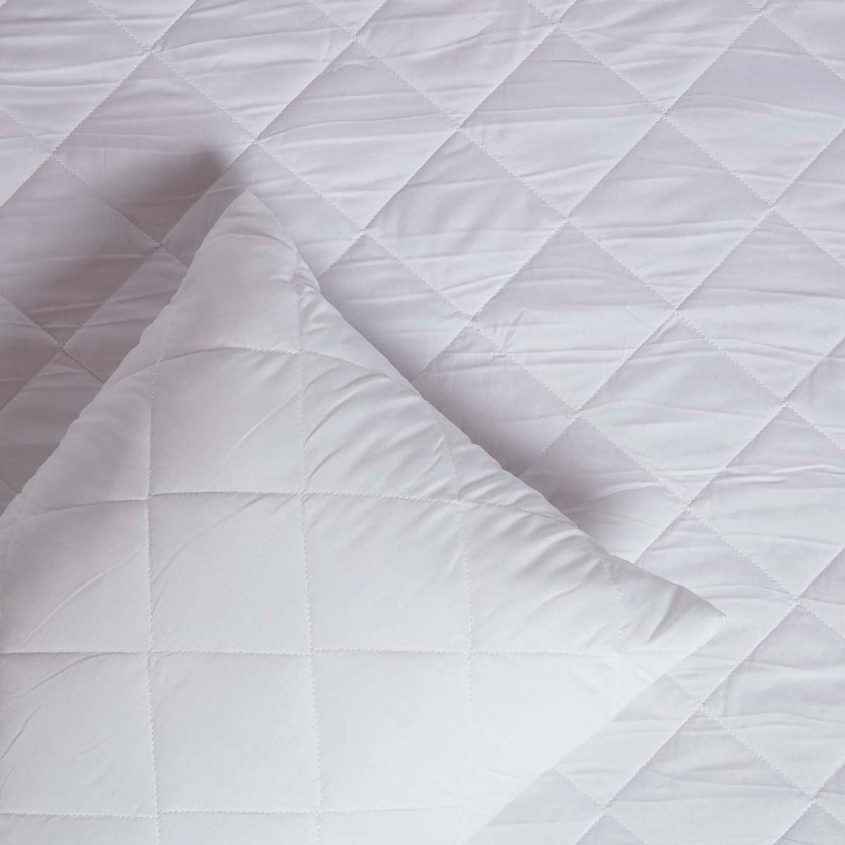 Quilted Mattress Protector | King | White