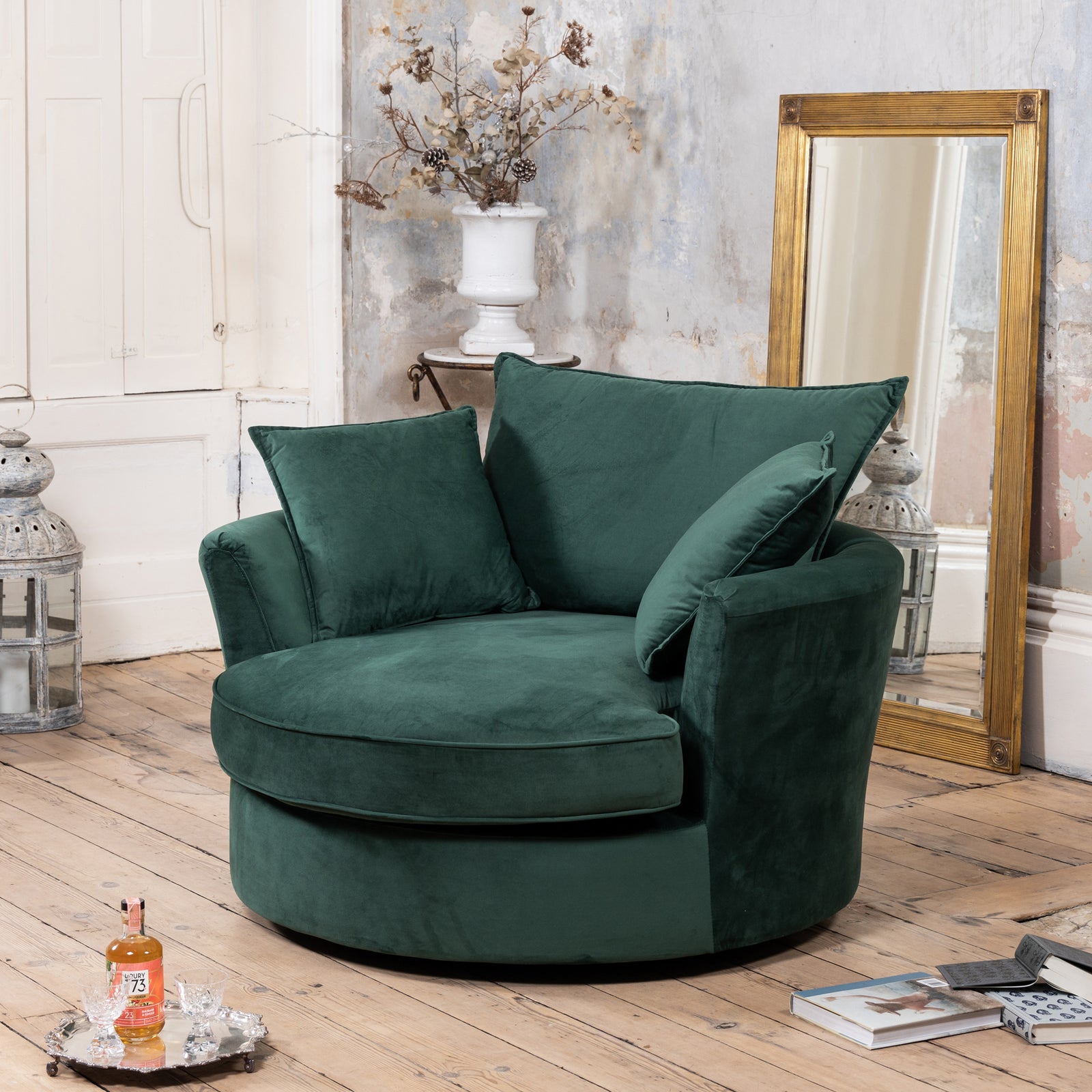 Havana Velvet Swivel Base Cuddle Chair | Green