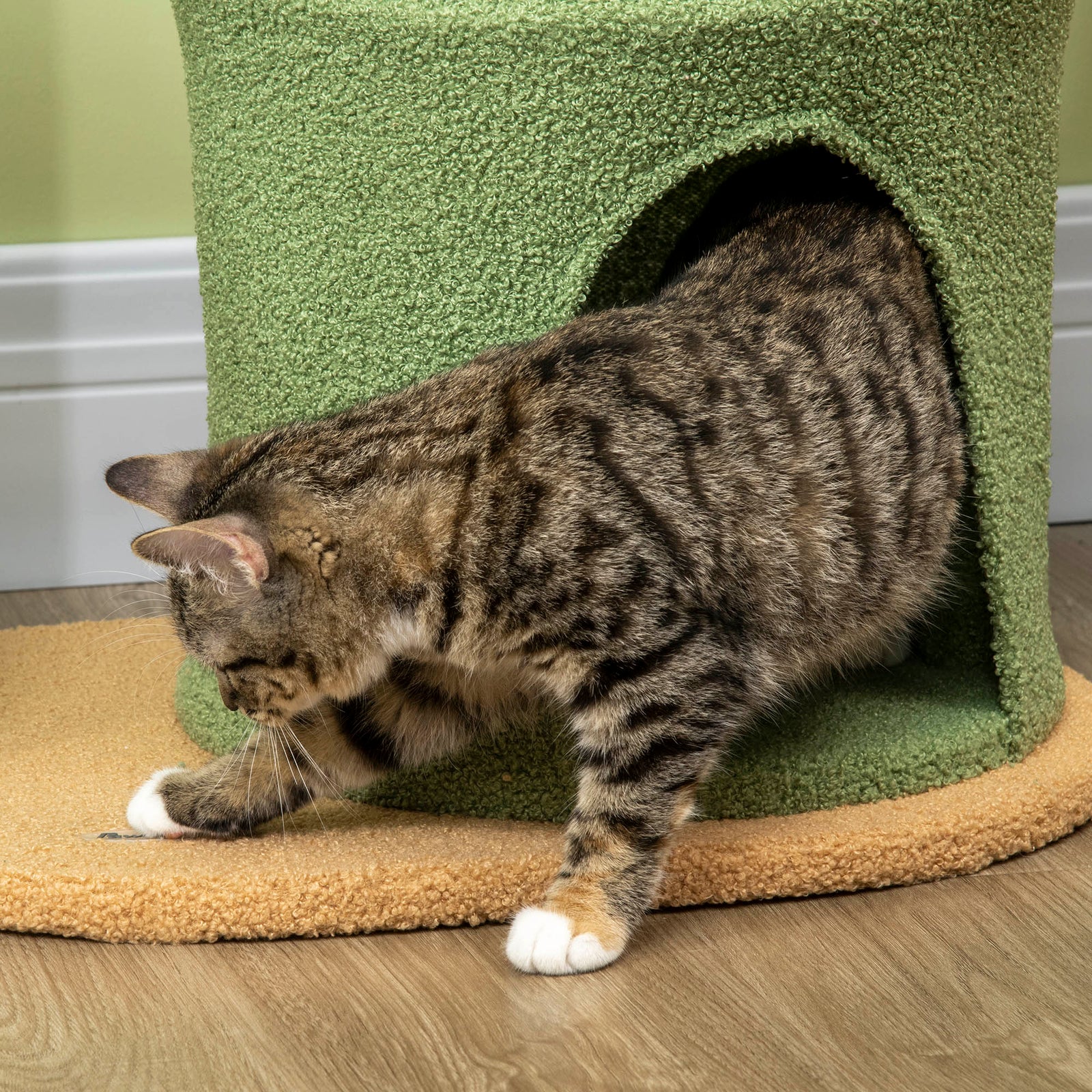 Multi Level Cat Tree W/ Scratching Post, Cat House, Bed - Green