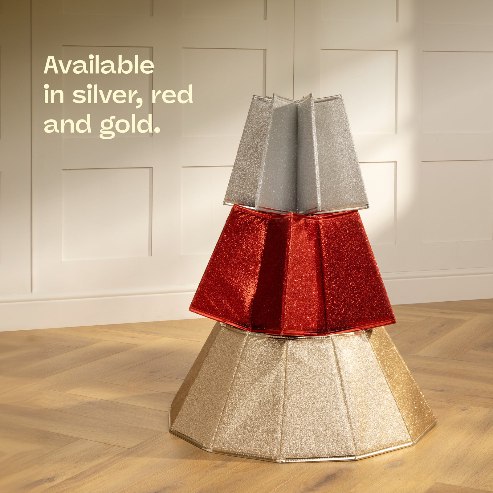Glossy Tree Skirt 68cm Collapsible With Velcro Closure | Silver