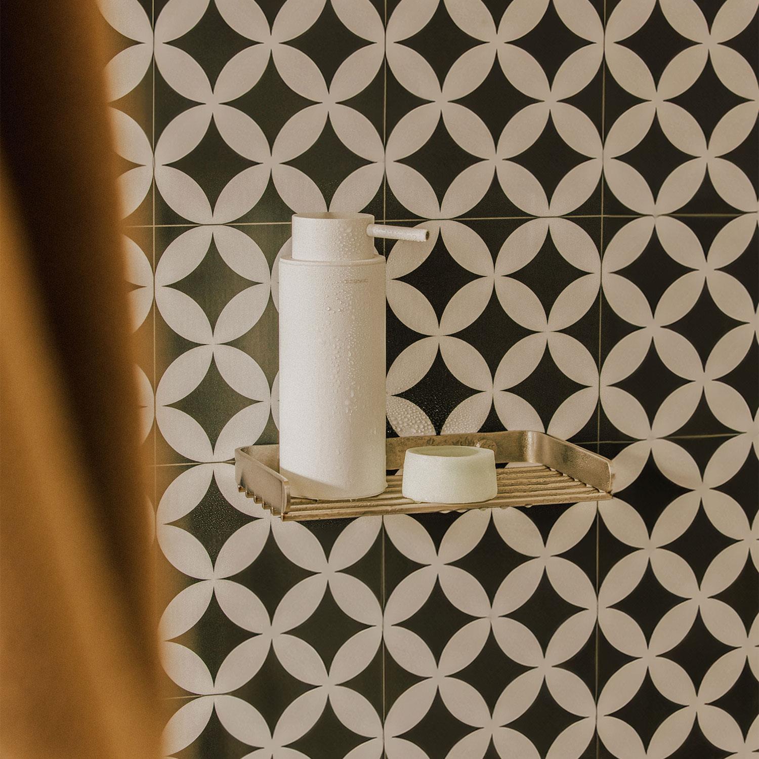 Shower Caddy, Shower Basket, Matt Black, Logic Collection