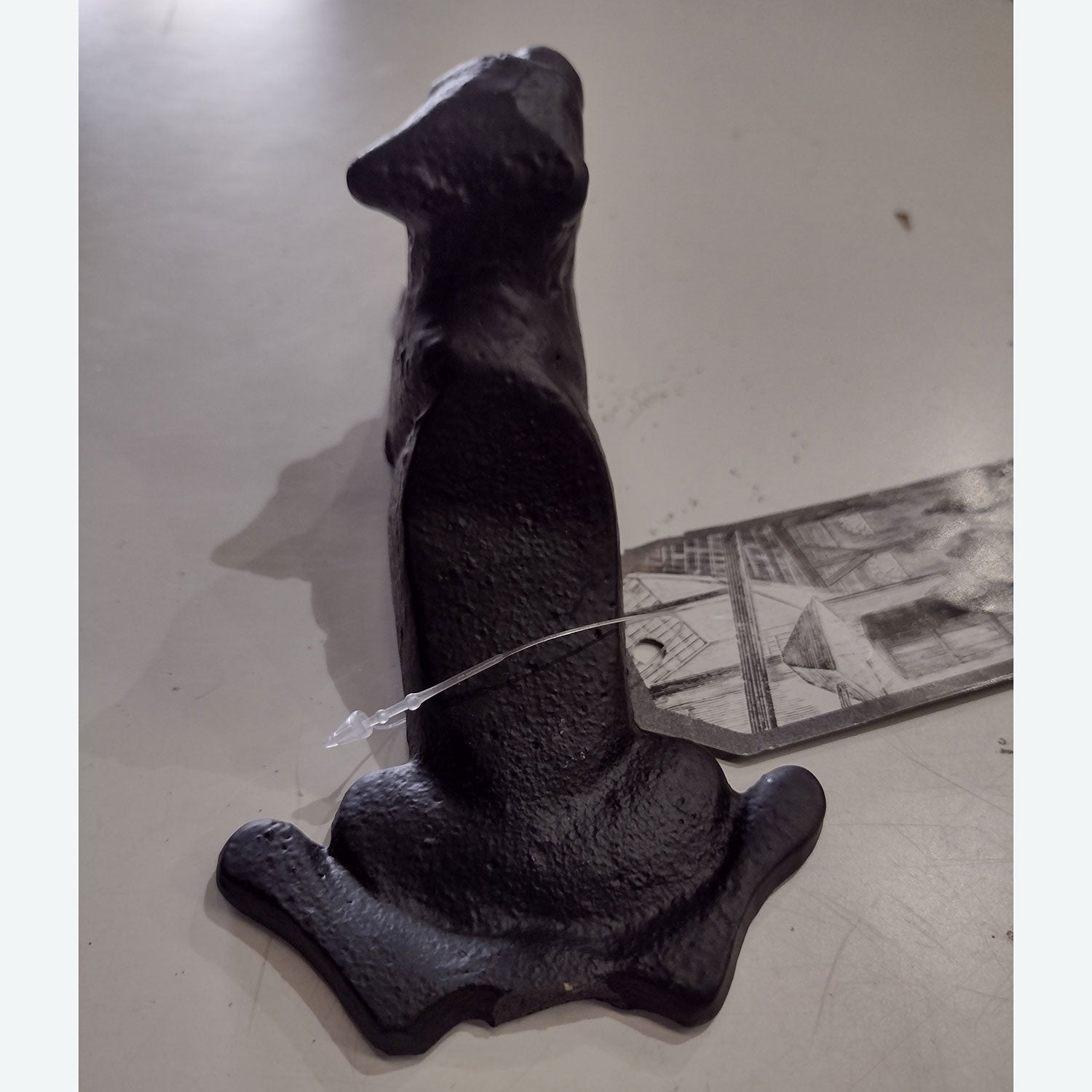 HOMESCAPES Heavyweight Cast Iron Dog Door Stop