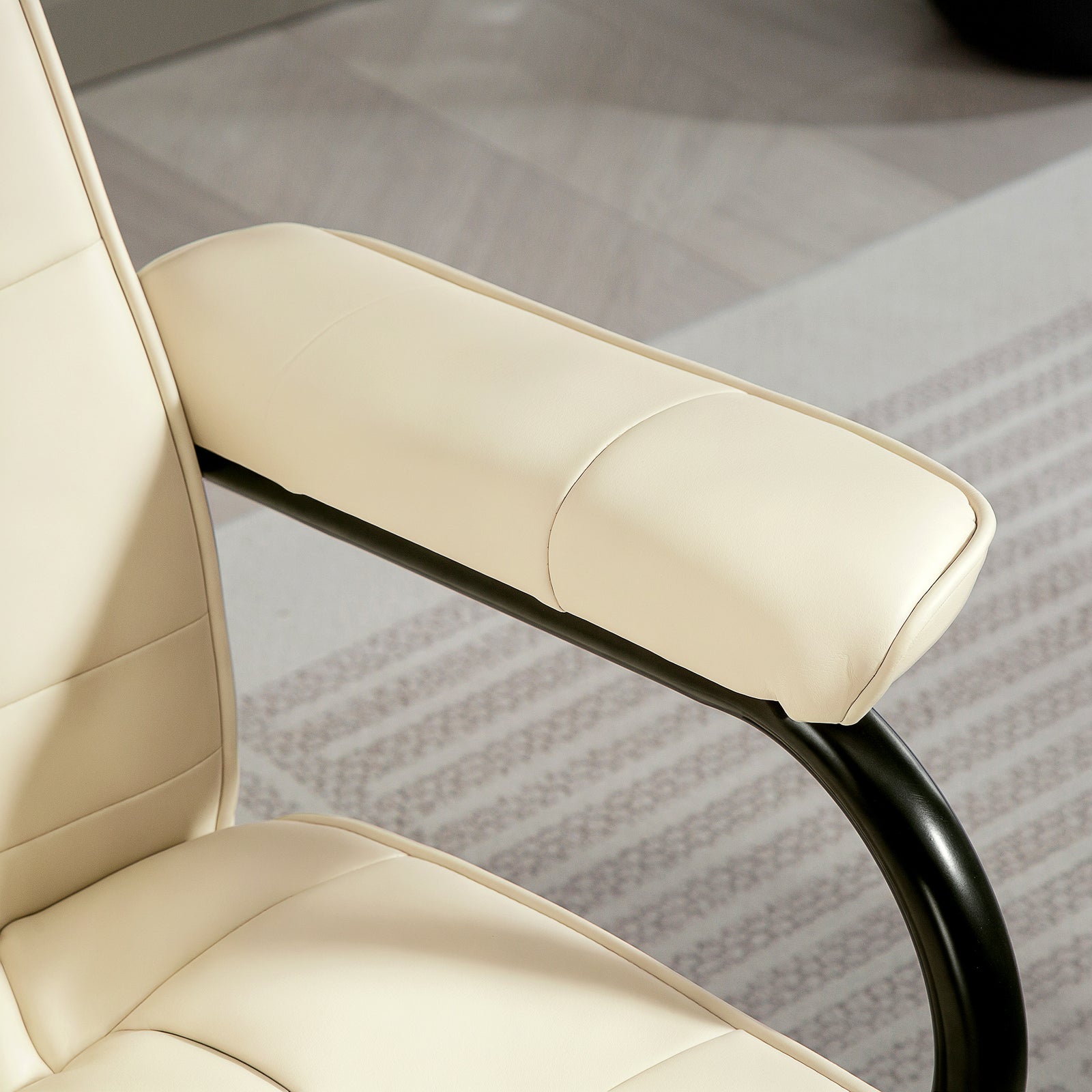 Massage Recliner Chair, Vibration | Cream