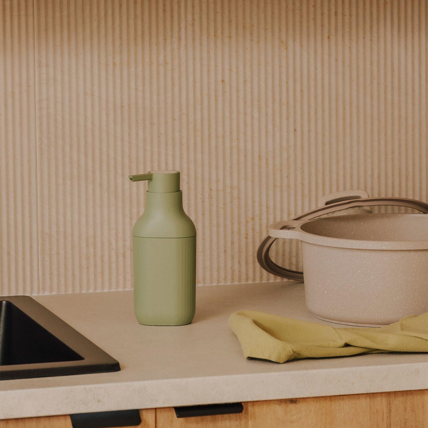 Soap Dispenser 300ml Wall Mounted/freestanding Alife Collection | Peach