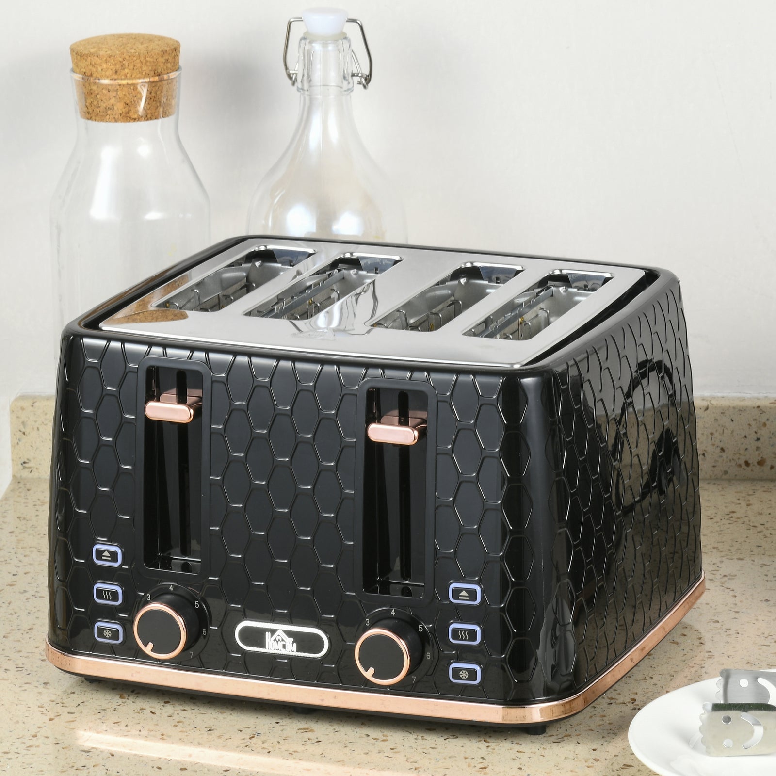 Toaster With 4 Slot, 7 Browning Levels, 1600w  Honeycomb | One Size | Black