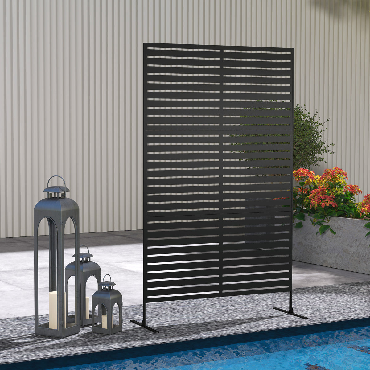 Outsunny Outdoor Privacy Screen, Freestanding Outdoor Divider, Striped Black