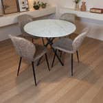 Seattle Dining Table With 4 Jaydn Leather Chairs | Tan
