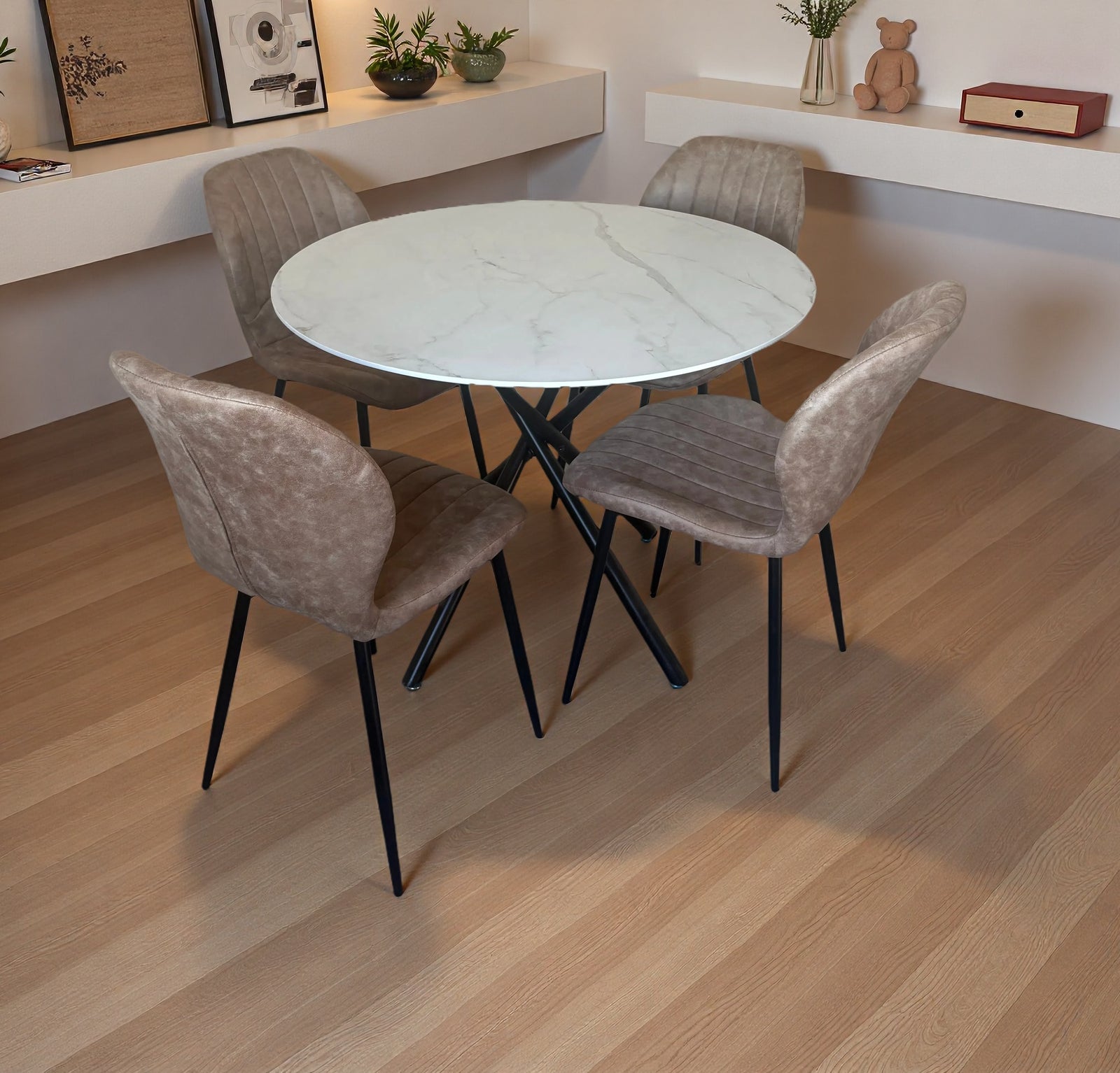 Seattle Dining Table With 4 Jaydn Leather Chairs | Tan