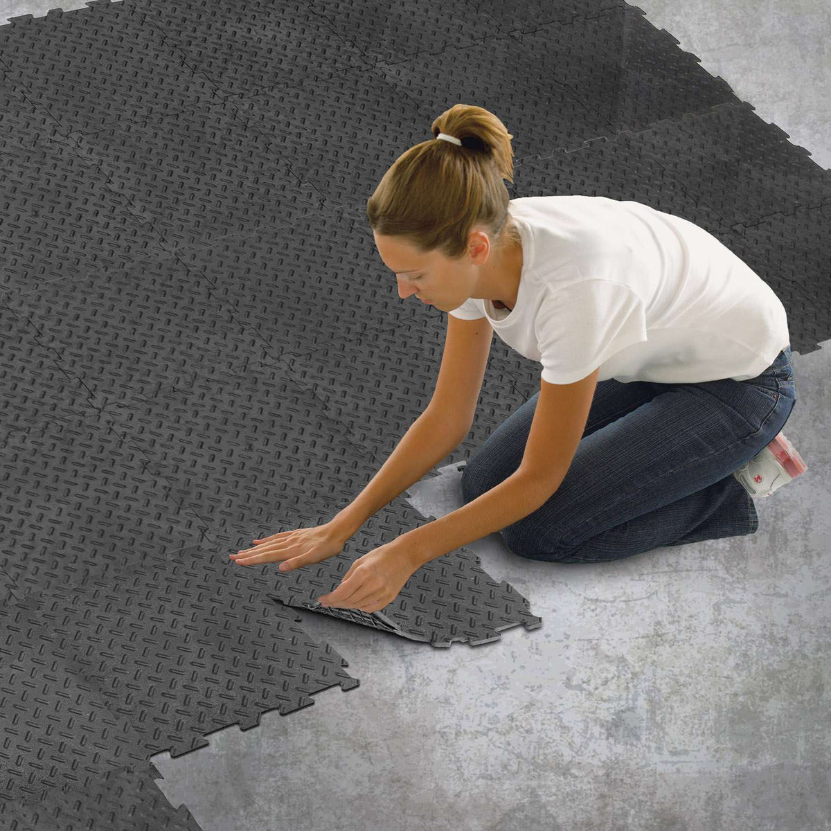 Alpha Tile Interlocking Recycled Rubber Floor Tile 30cm X 30cm | Set of 1 | Black
