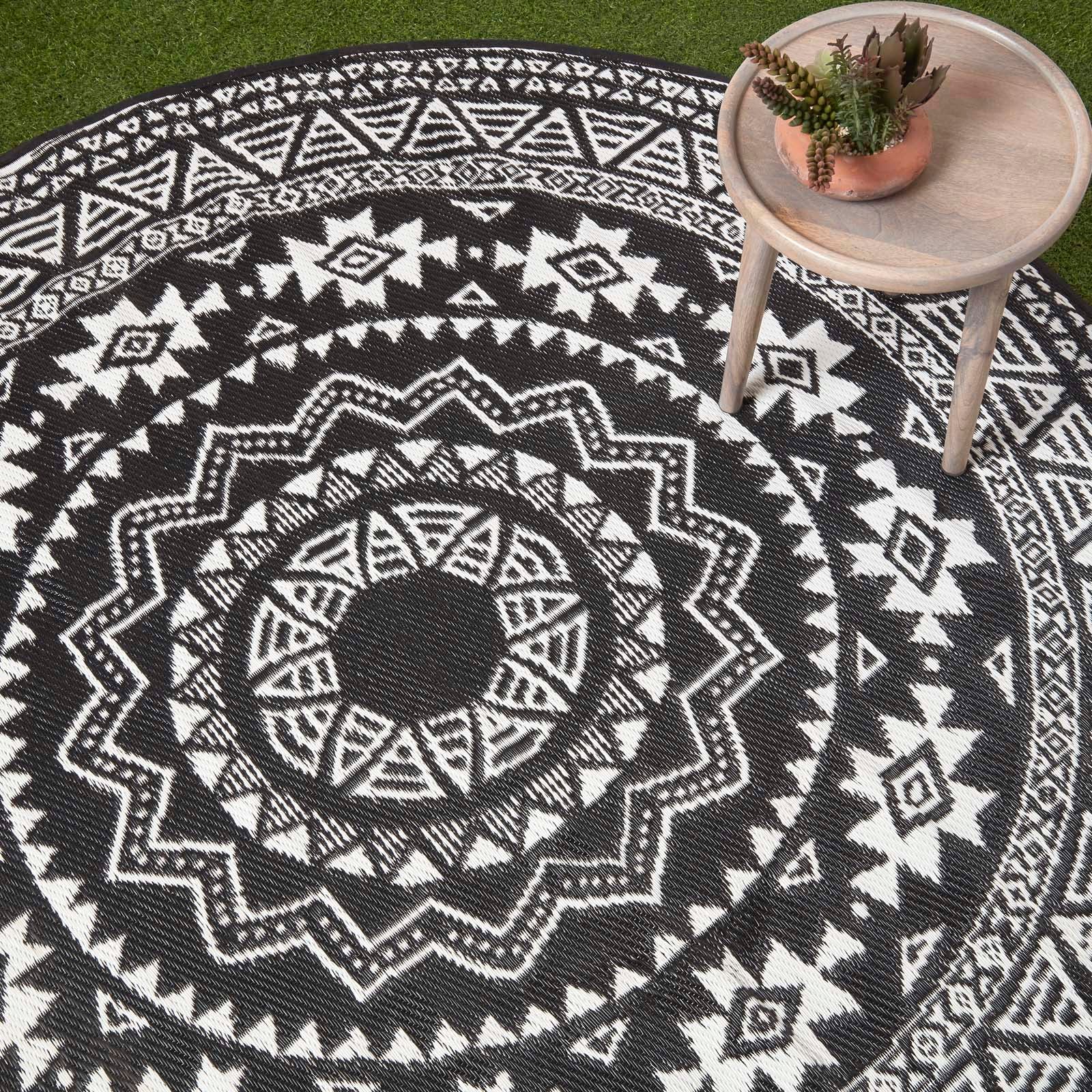 Luxury Outdoor Rug Waterproof Reversible Round For Garden Patio, Monochrome Motif