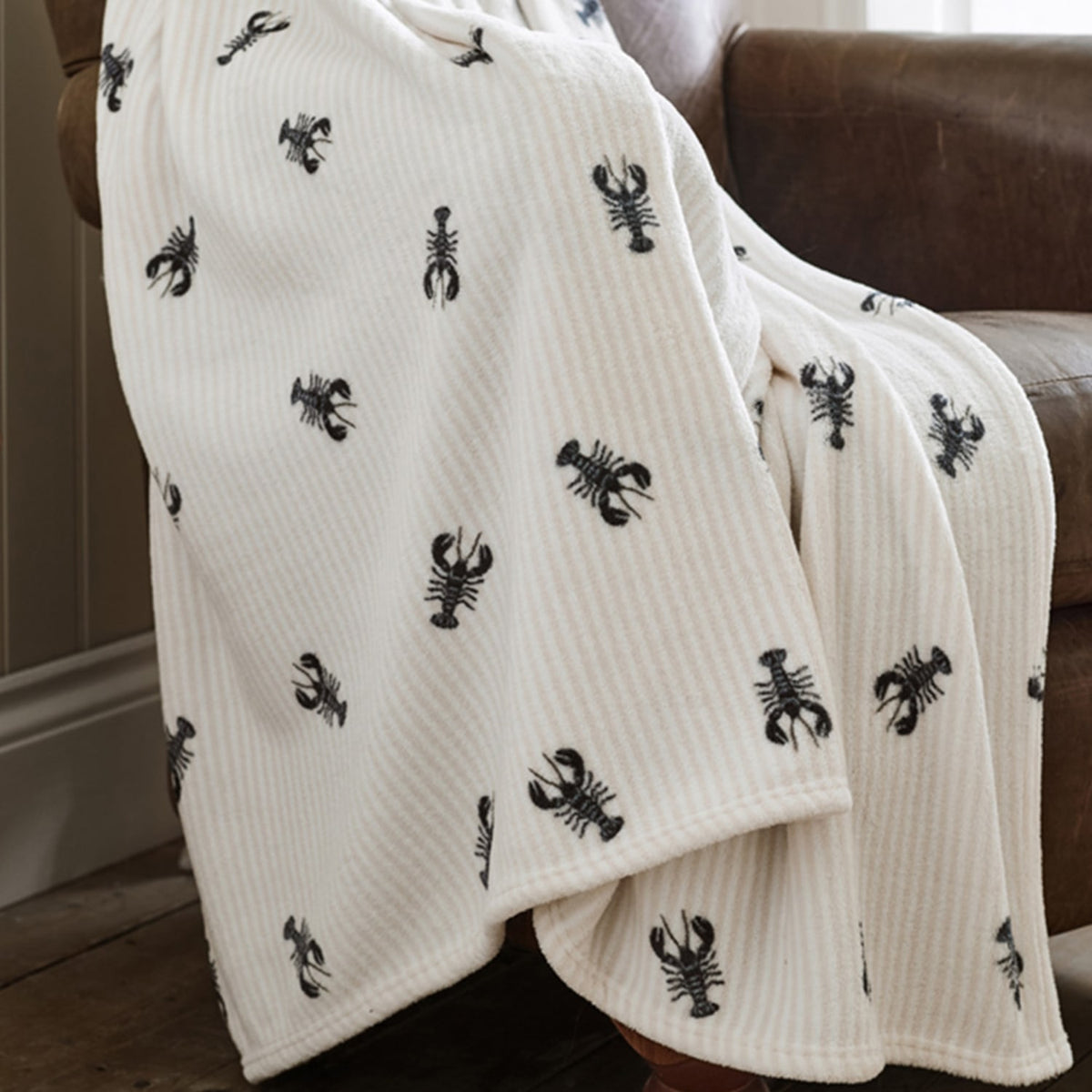 Rock Lobster Fleece Throw | 150cm x 200cm | Multi