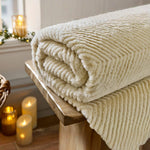 Burghley Extra Soft Faux Fur Throw 130x170cm – Chevron Pattern Decorative Blanket | 130cm x 170cm | Cream