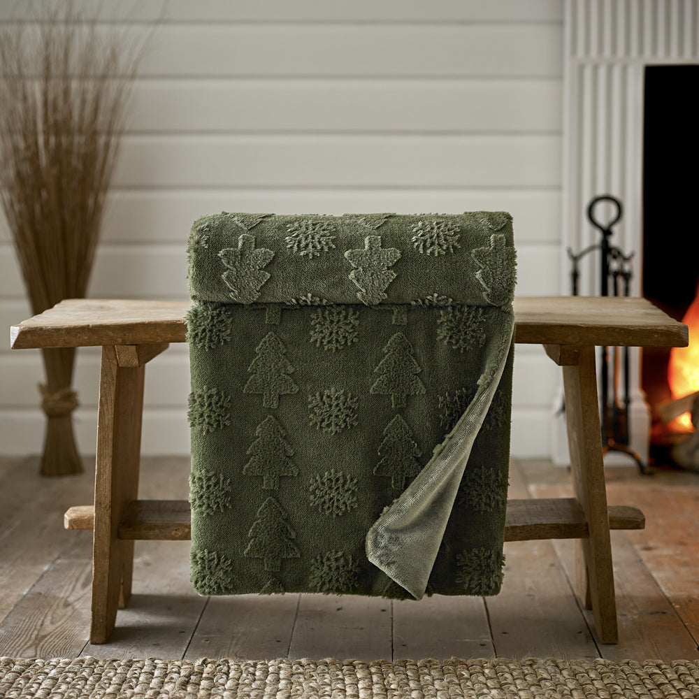 Soft Faux Fur Throw Winter Forest | 130cm x 150cm | Green