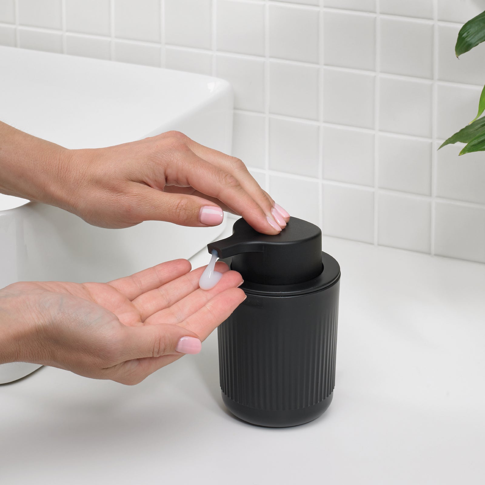 Recycled Soap Dispenser - Easy to use one hand push pump - Refillable with 250ml capacity - Made in the UK | Graphite Black