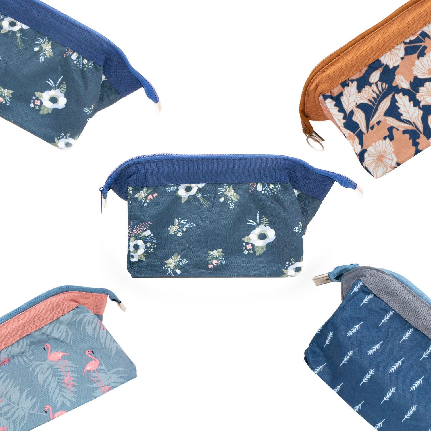 Fashionable Waterproof & Portable Cosmetic Bag