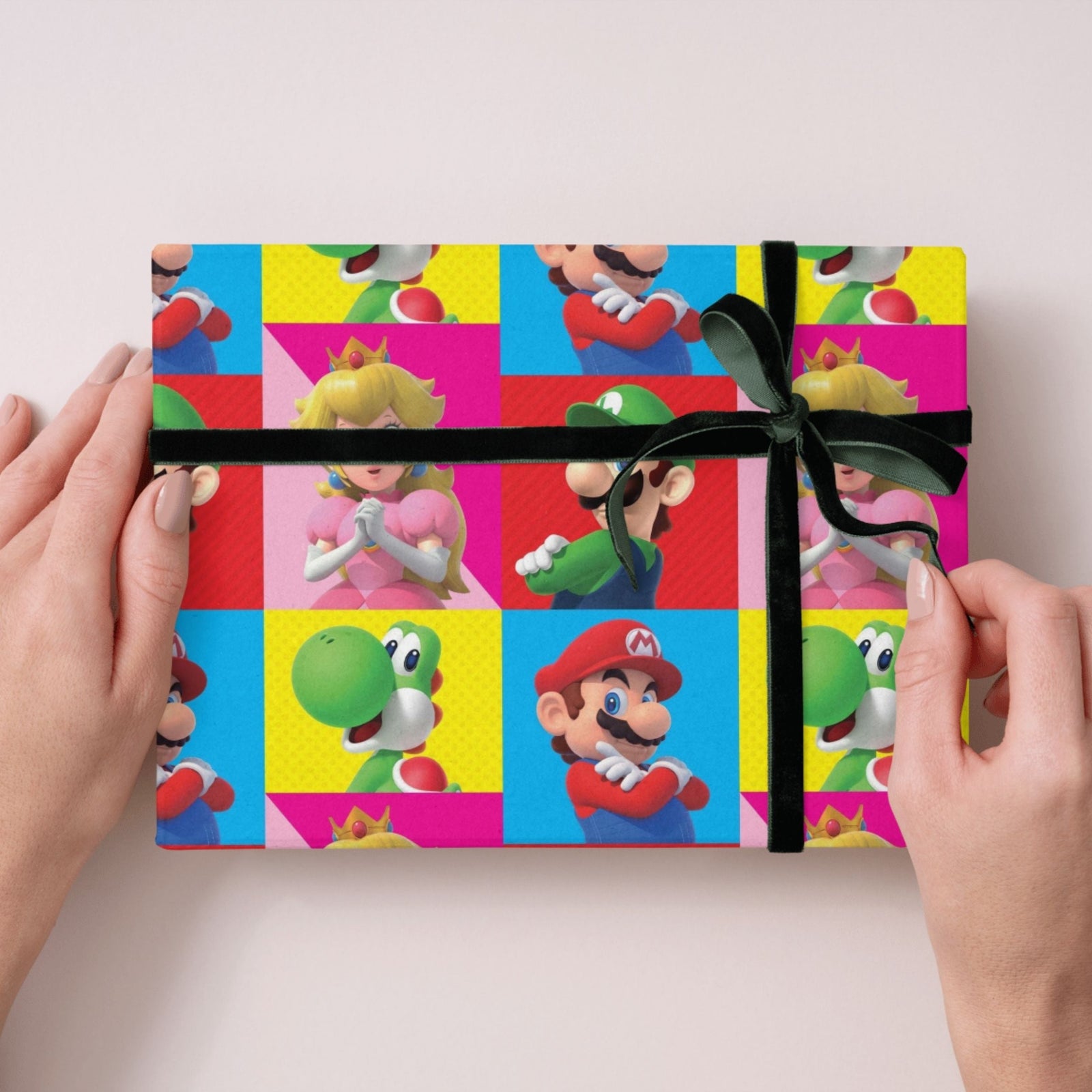 2 Sheets & 2 Tags Wrapping Paper