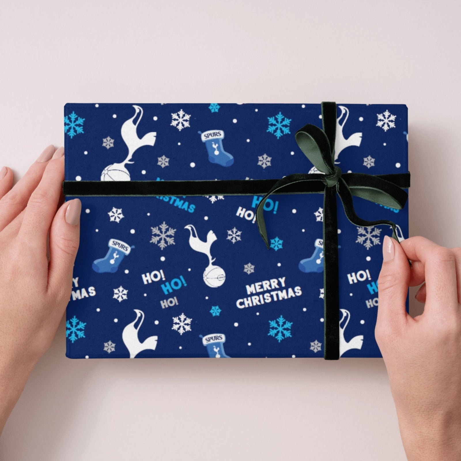 2 Sheets & 2 Tags Christmas Wrapping Paper