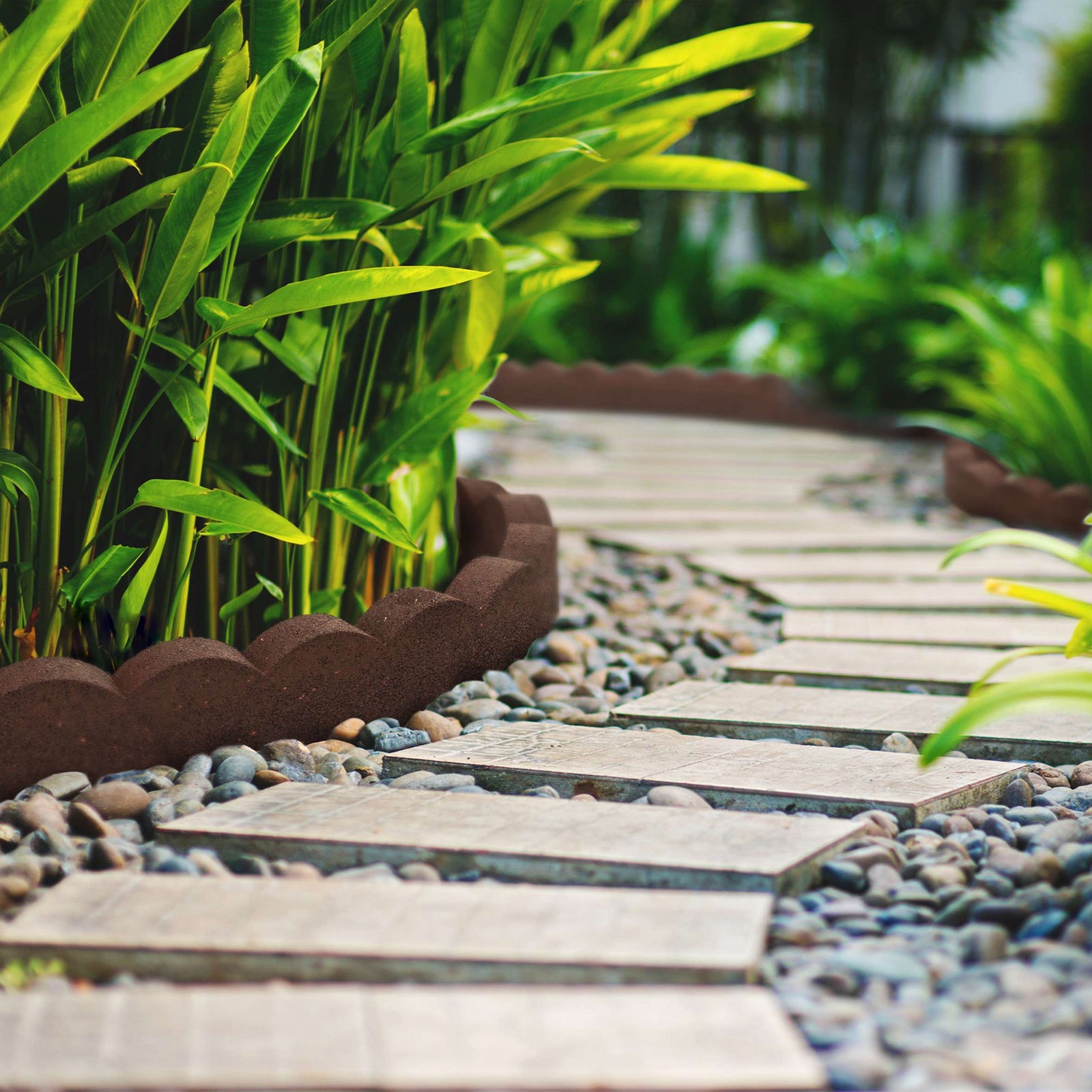 Recycled Rubber Scallop Garden Edging Border 1.2m | Set of 14 | Brown