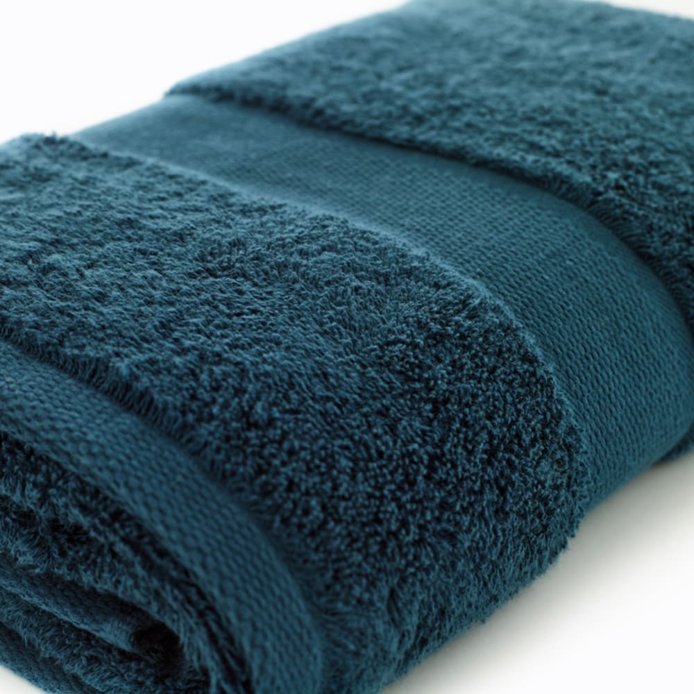 Egyptian Embrace Towels – 550gsm Egyptian Cotton, Fluffy Soft & Highly Absorbent | Face Cloth (x4) | Dark Blue