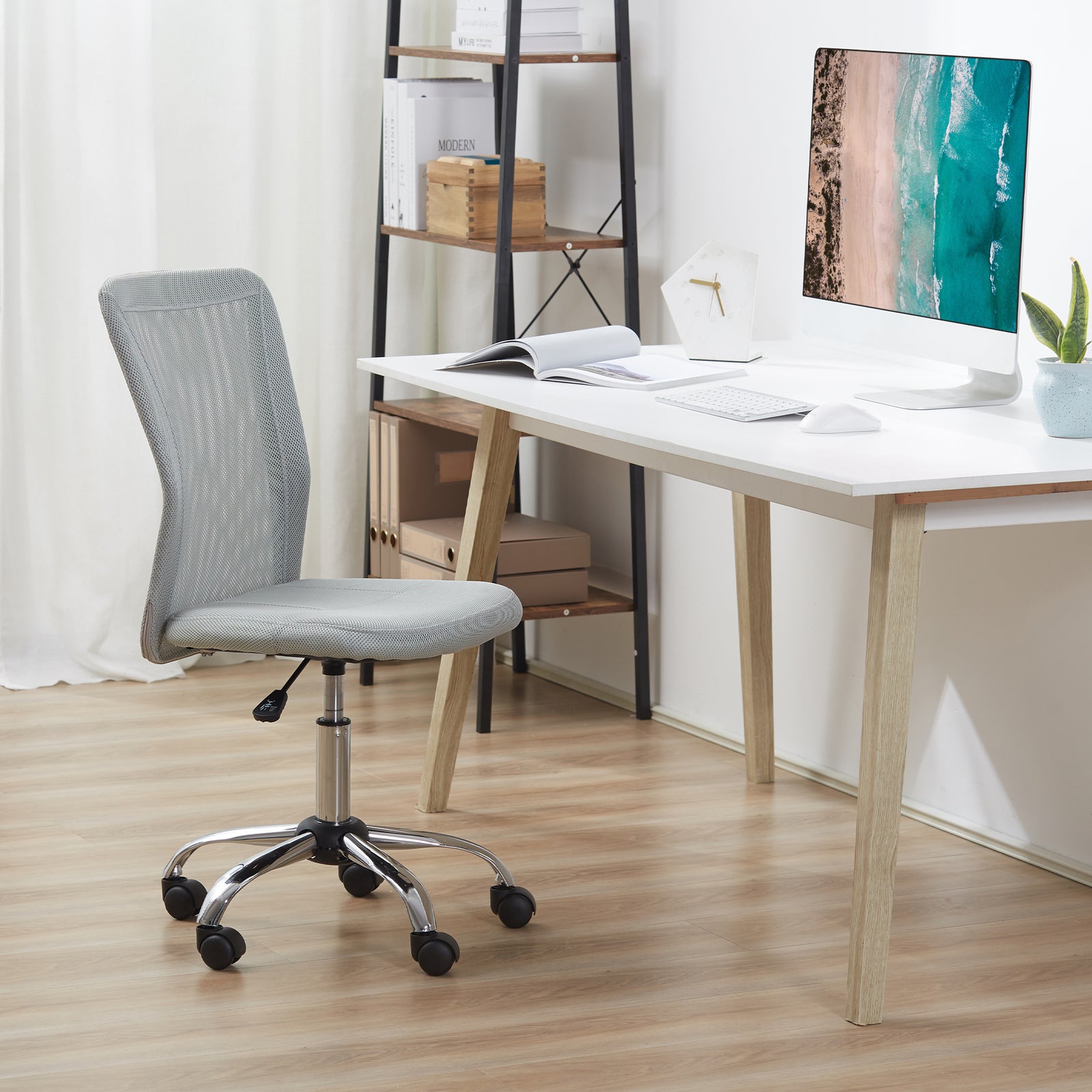 Armless Mesh Office Chair 5 Wheels