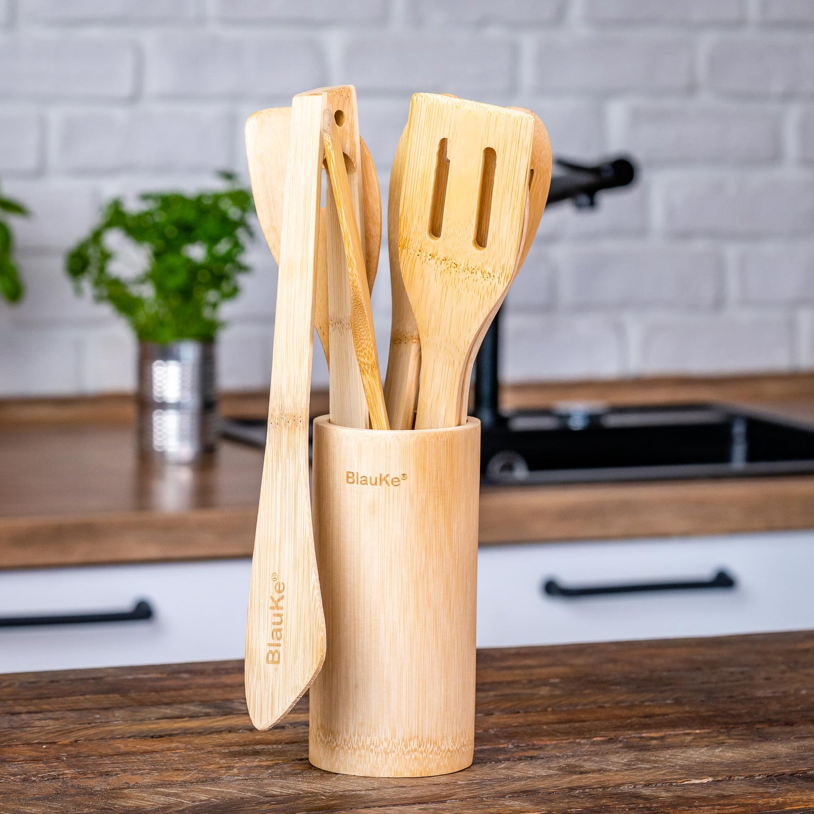BlauKe Wooden Kitchen Utensils Set Of 8 - Non-stick Bamboo Cooking Utensils - Wooden Spatulas, Wooden Spoons, Tong, Utensil Holder