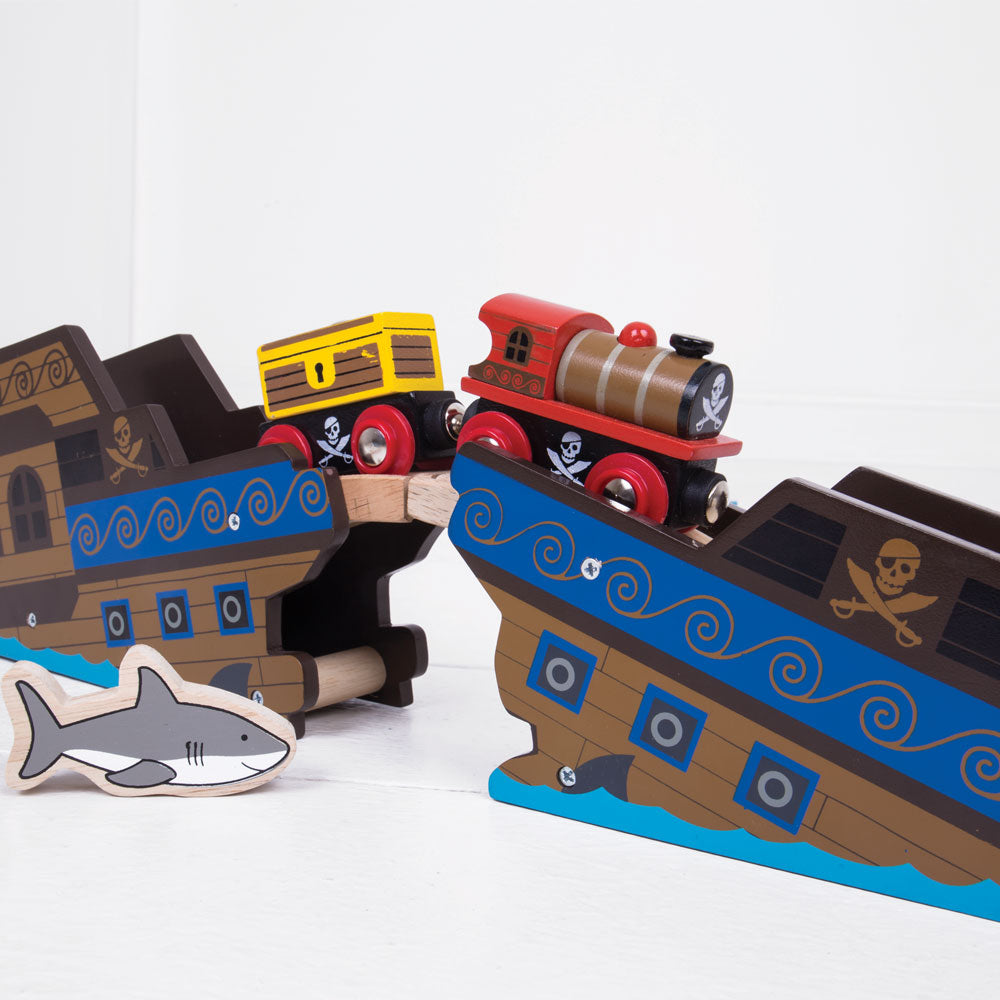 Wooden Pirate Train Engine & Carriages
