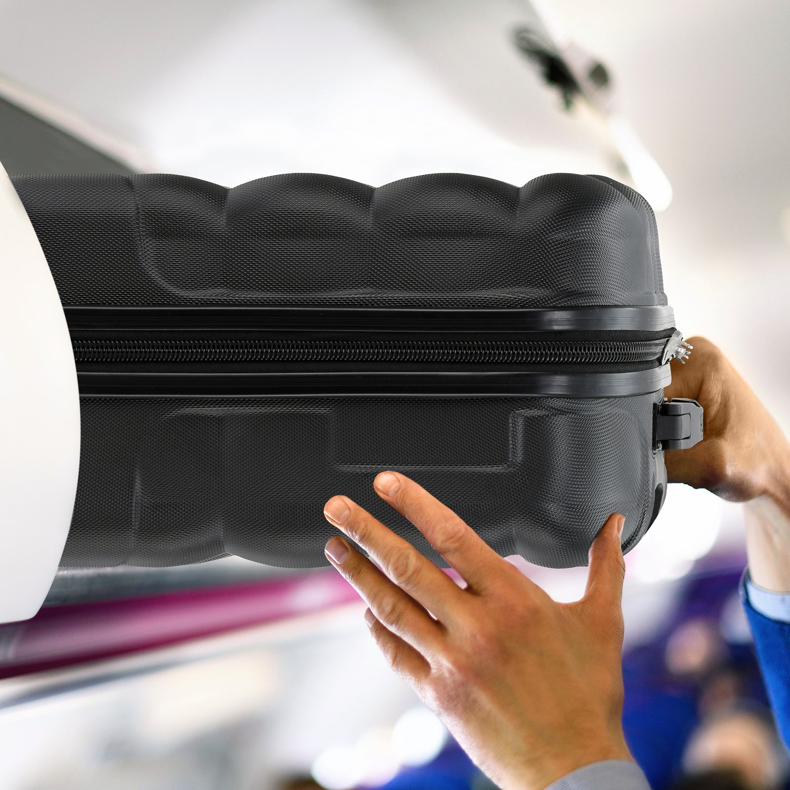 45x36x20cm Lightweight Underseat Cabin Carry On Suitcase - 100+ Airline Approved - Hard Shell Luggage - 4 Wheels - Bubble Design | Cabin | Black