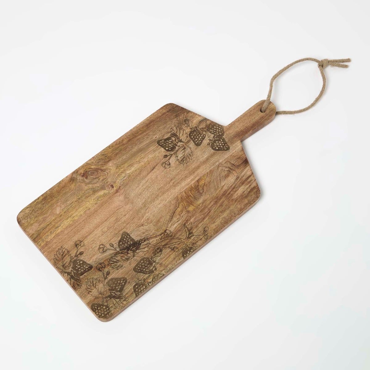 HOMESCAPES Etched Strawberry Mango Wood Chopping Board