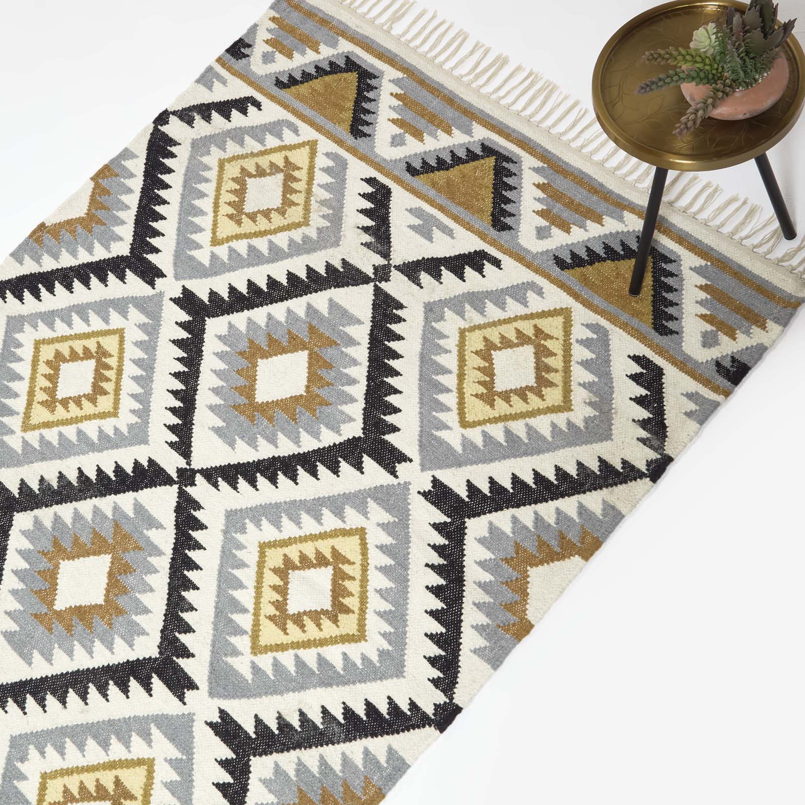 Agra Handwoven Diamond Kilim Wool Rug | 120cm x 180cm | Yellow & Black