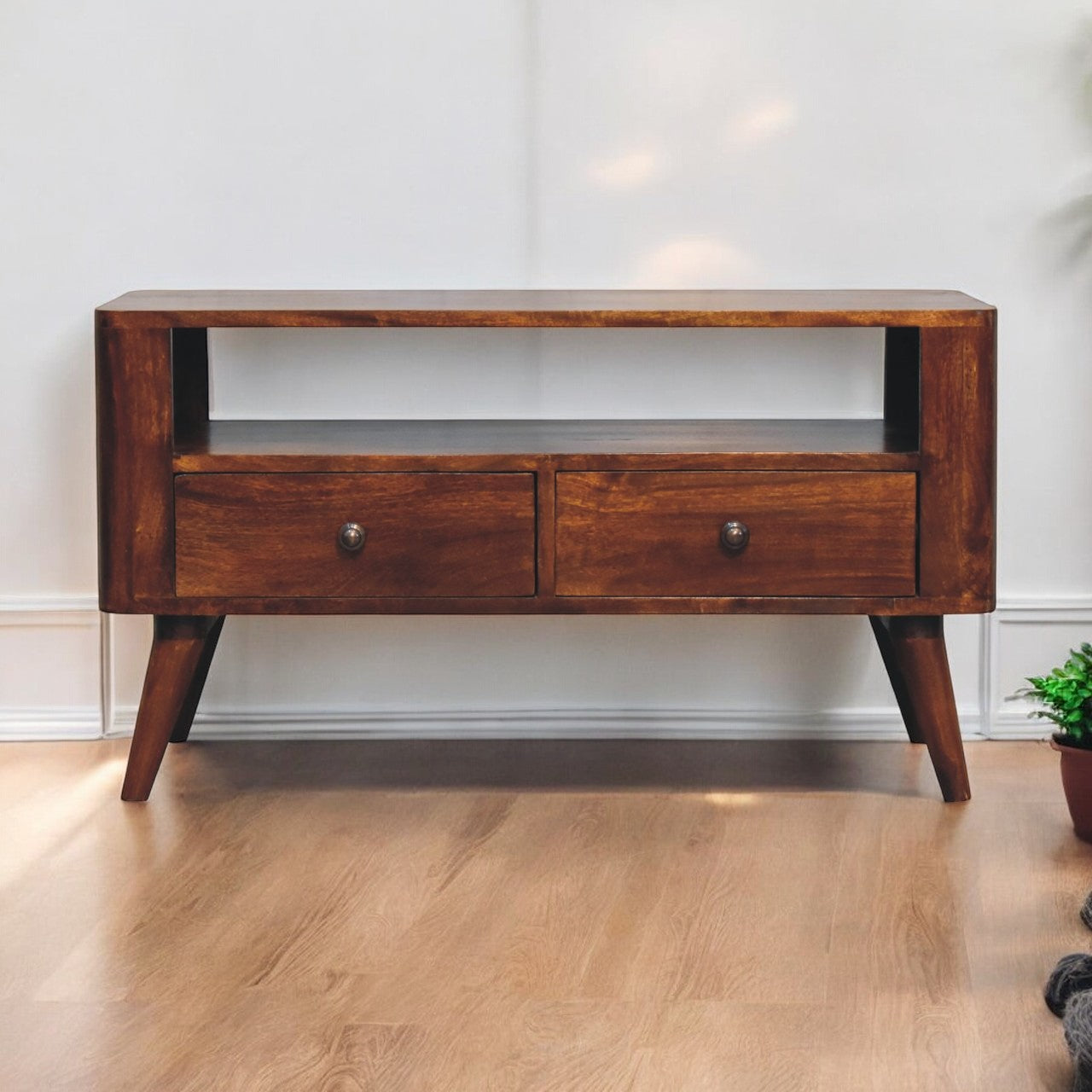 Solid Wood Bera Media Unit
