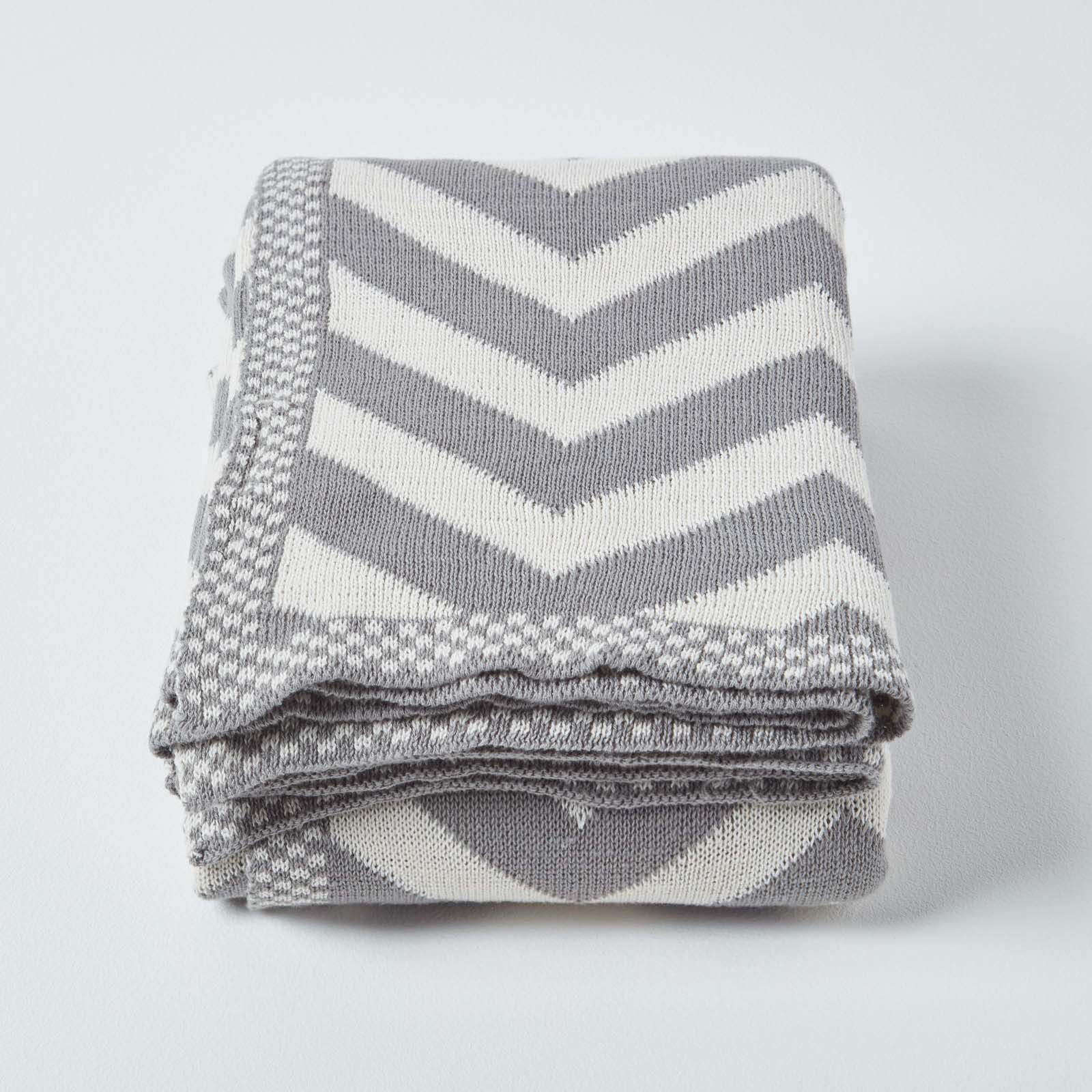 Chevron Herringbone Cotton Knitted Throw | 150cm x 200cm | Grey