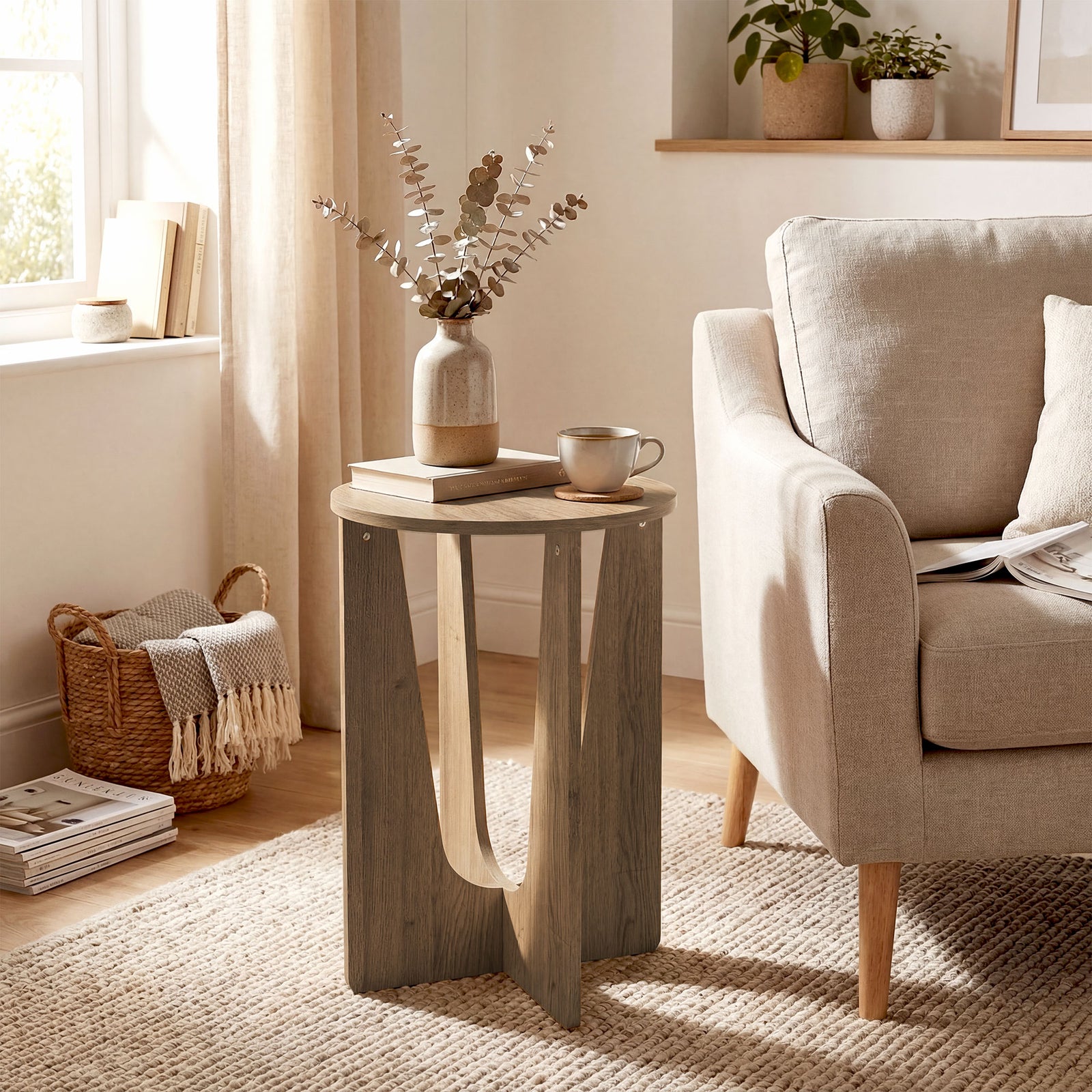 HOMCOM Round Side Table, End Table With Curved Legs Coffee Wood Effect