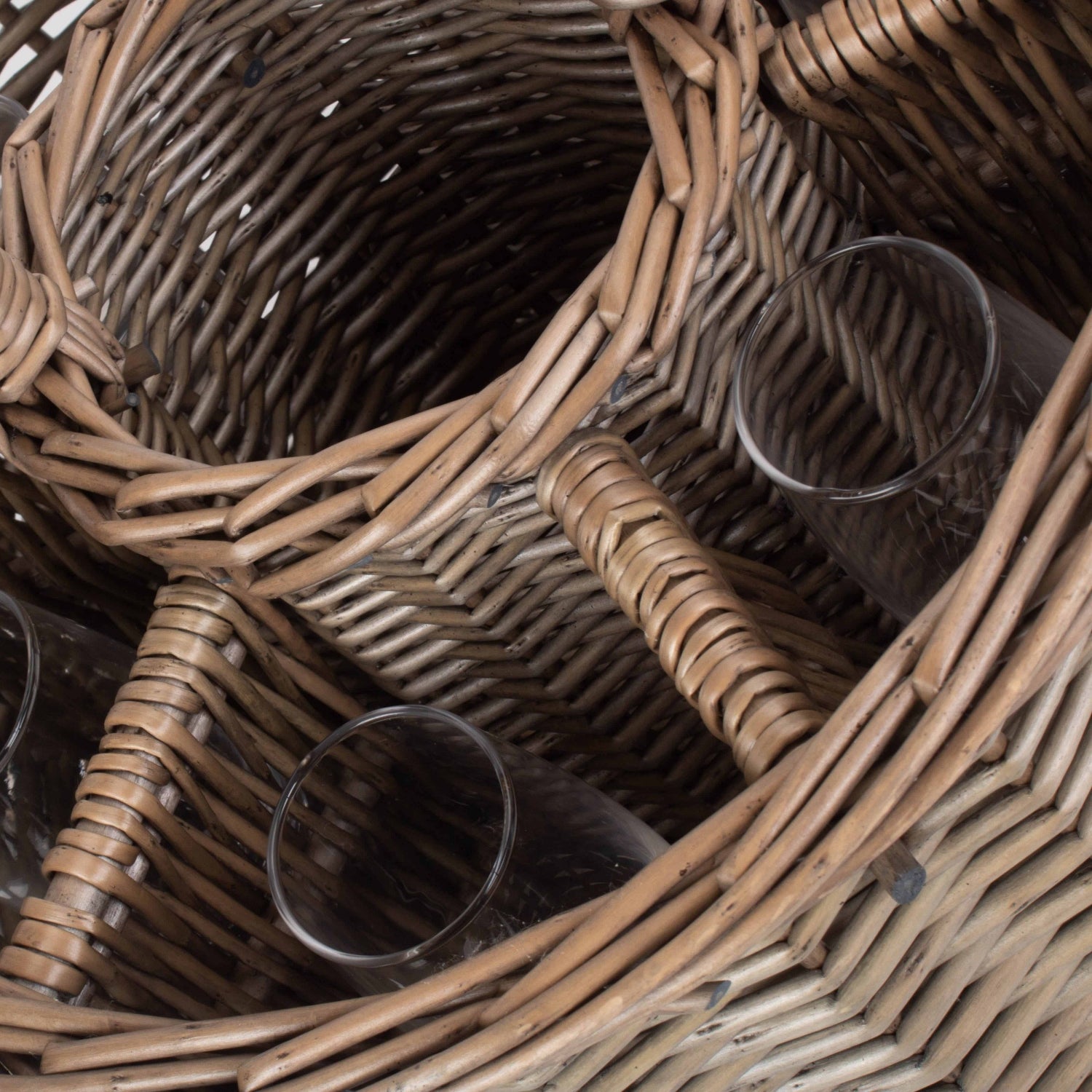 Special Event Wicker Basket Wine Glasses