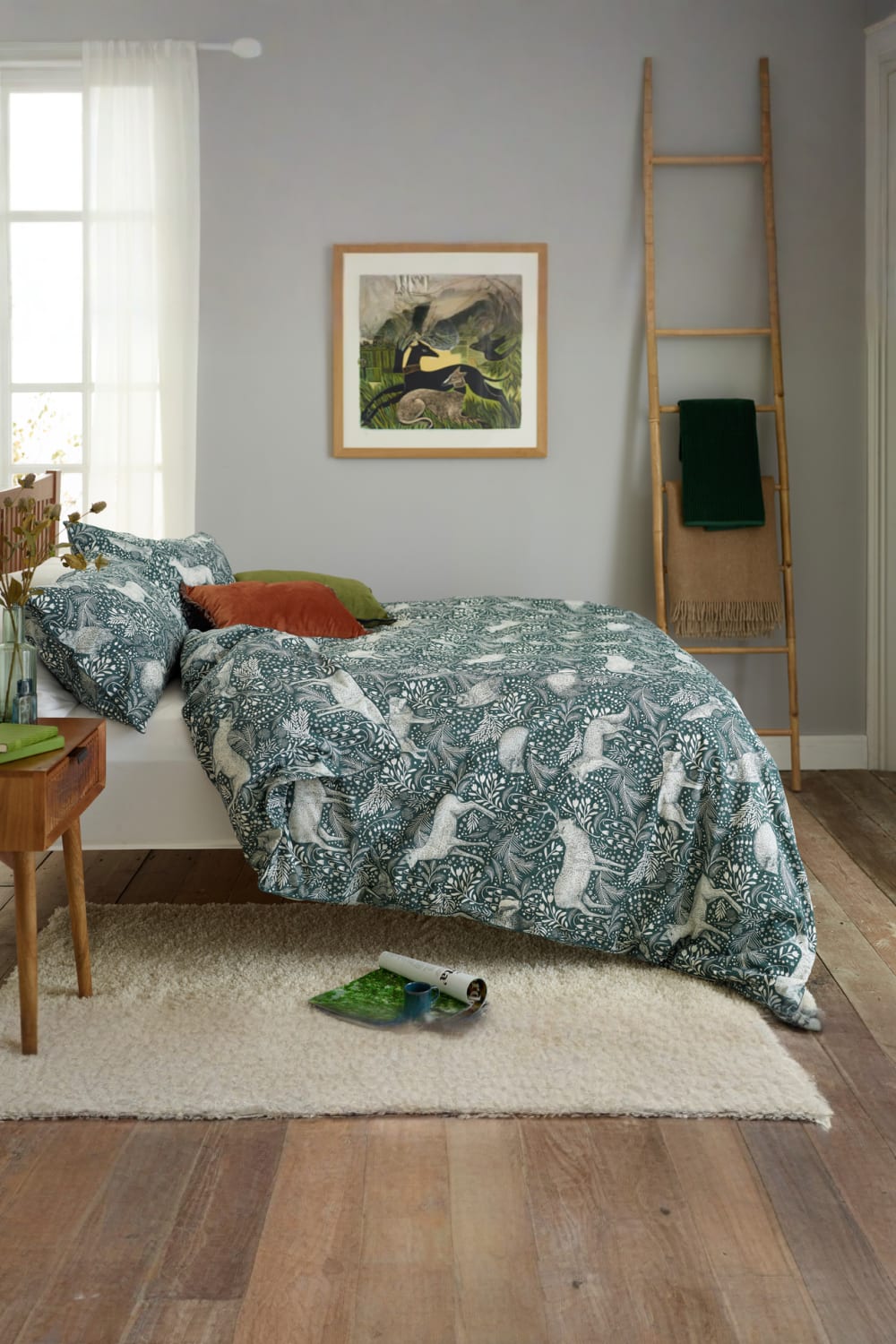 Woodland Folk Printed Cotton Rich Duvet Cover Set - Soft & Breathable Forest Bedding | Super King | Green