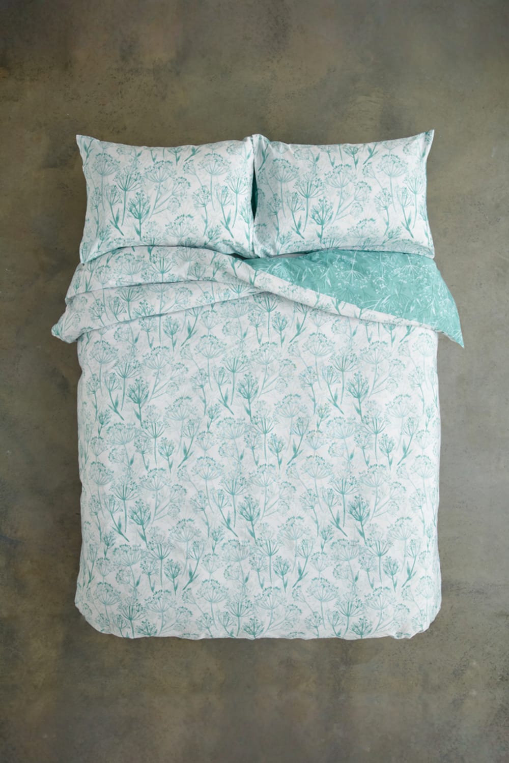 Cow Parsley Easycare Duvet Cover Set – 200tc Cotton Rich Botanical Bedding | Double | Green