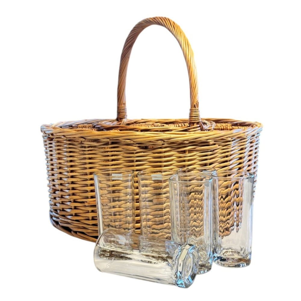 Wicker Deluxe Celebration Drinks Basket With Straight Glasses