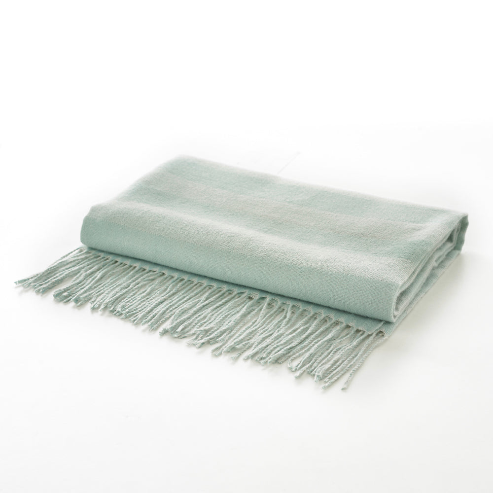 Elgin Supersoft Yarn Dyed Jacqaurd Throw | 130cm x 160cm | Green