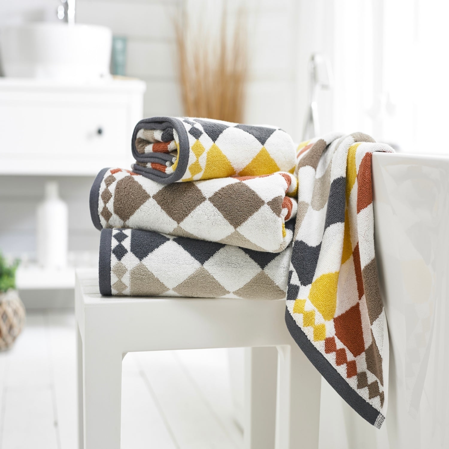 Bliss Diamonds Supersoft Ultra Absorbent Cotton Towels | Bath Towel | Mustard