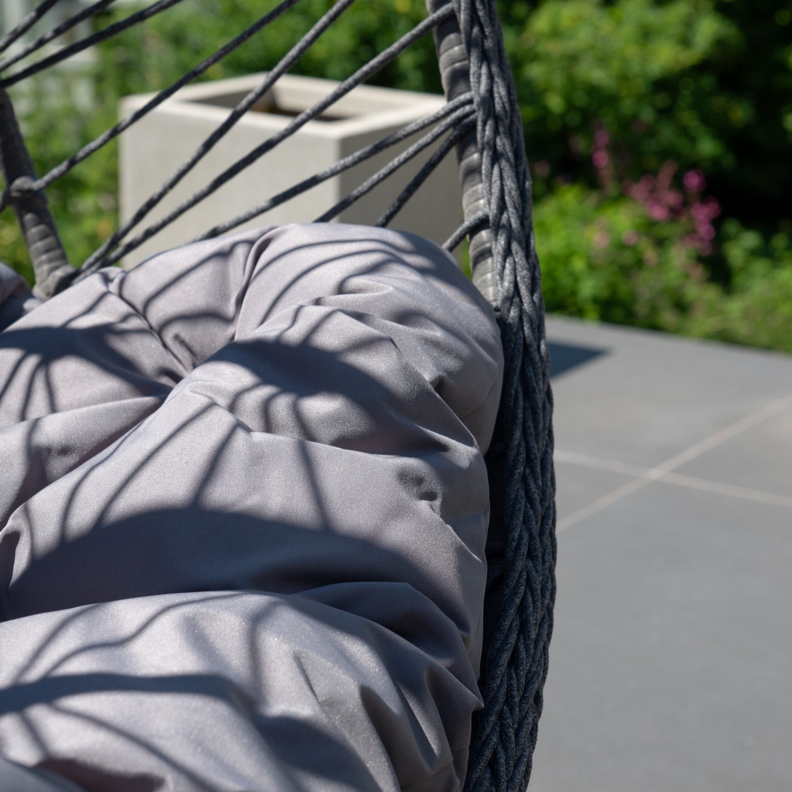 Lynton Garden Hanging Egg Chair | Dark Grey
