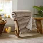 Ashridge Soft Faux Fur Throw 130x170cm – Elegant Textured Blanket | 130cm x 170cm | Fawn