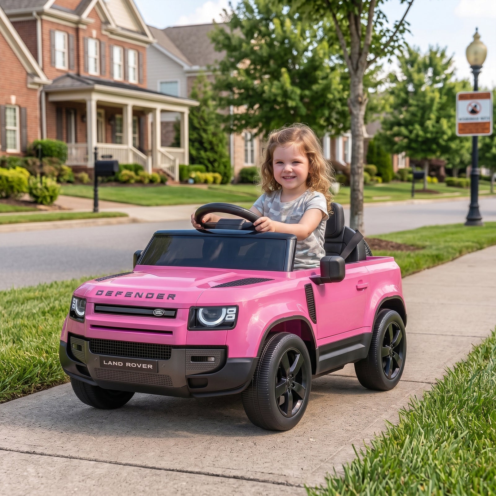 Land Rover Defender Licensed 12v Kids Ride On Car W/ Remote | Pink