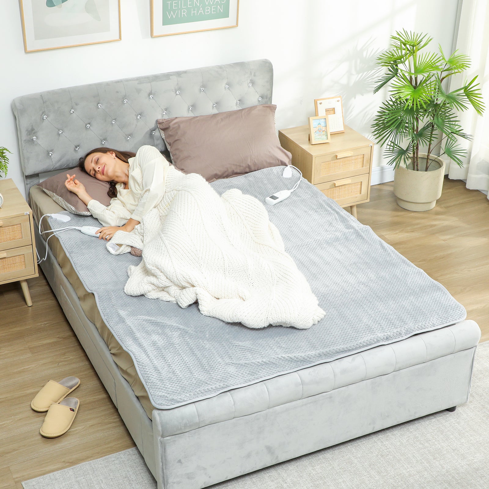 Heated Throw With Ultra Soft Velvet, Electric Blanket, Grey