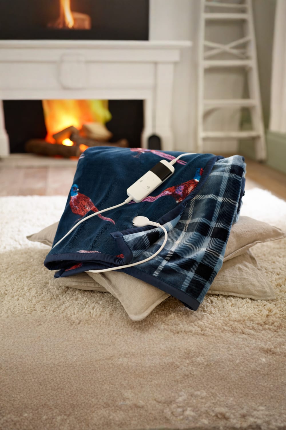 Pheasant Heated Throw Blanket – 140x180cm Soft Check Design With 10 Heat Settings | 140cm x 180cm | Navy Blue