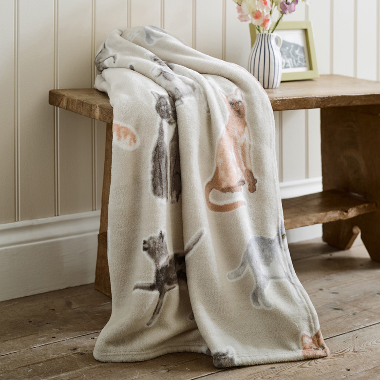 Deyongs Supersoft Clowder Cat  Print Coral Fleece Throw