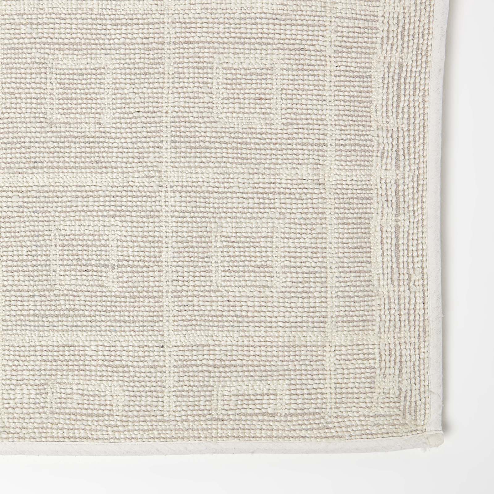 Tufted Cotton Blend Tile Design Bath Mat | 50 x 80cm | Cream