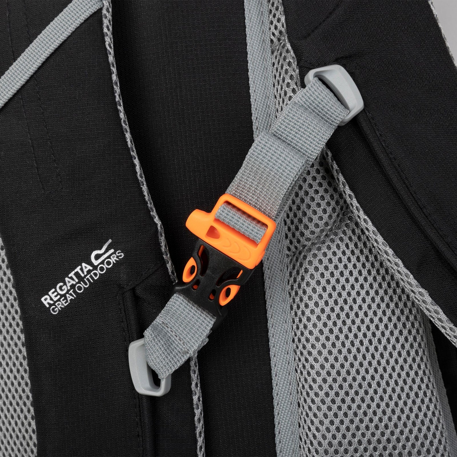 Survivor V4 20l Backpack | One Size | Black